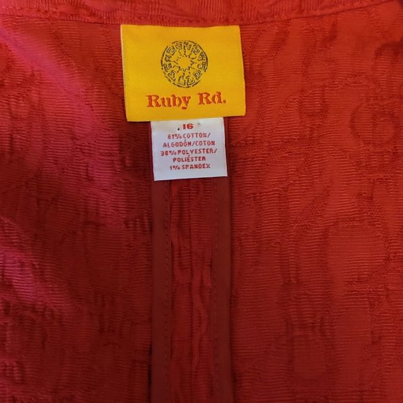 Ruby Red Women's Blazer Size 16 Red with Geometric Design 3/4 Sleeves - Picture 5 of 5
